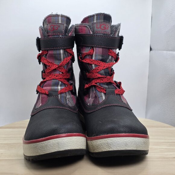 UGG Women’s Decatur Plaid Boots Waterproof Black/Red Size US 8 S/N 1001742 - Picture 2 of 10